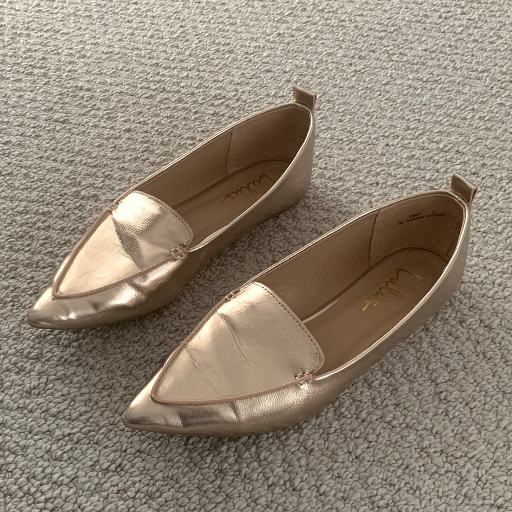 LuLus Emmy Rose Gold Metallic Pointed Loafers